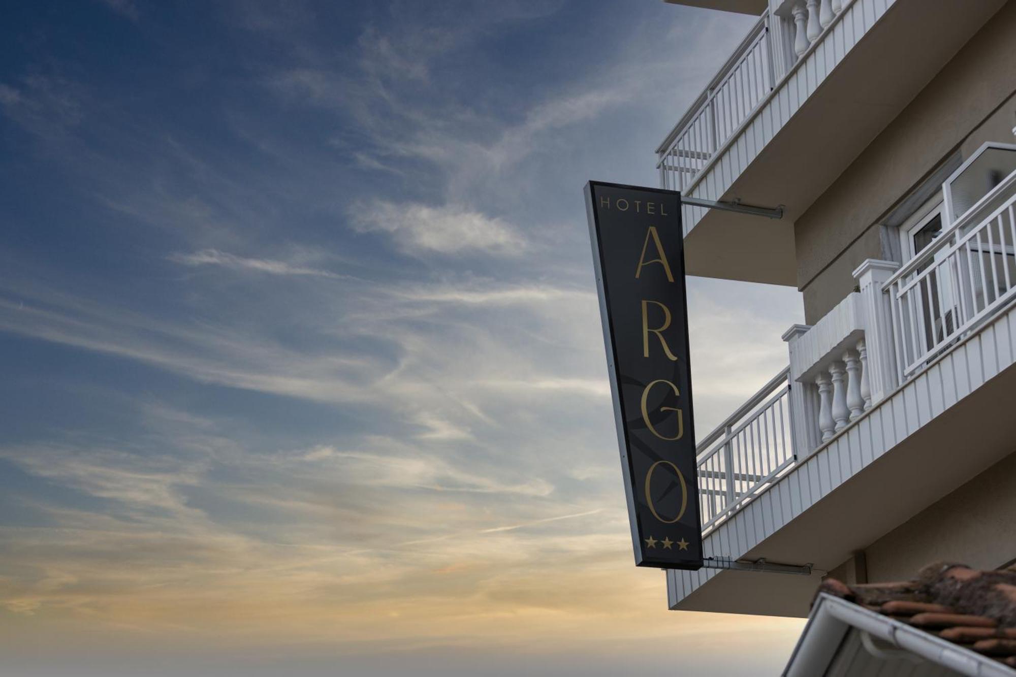 Hotel Argo Paralía Kültér fotó